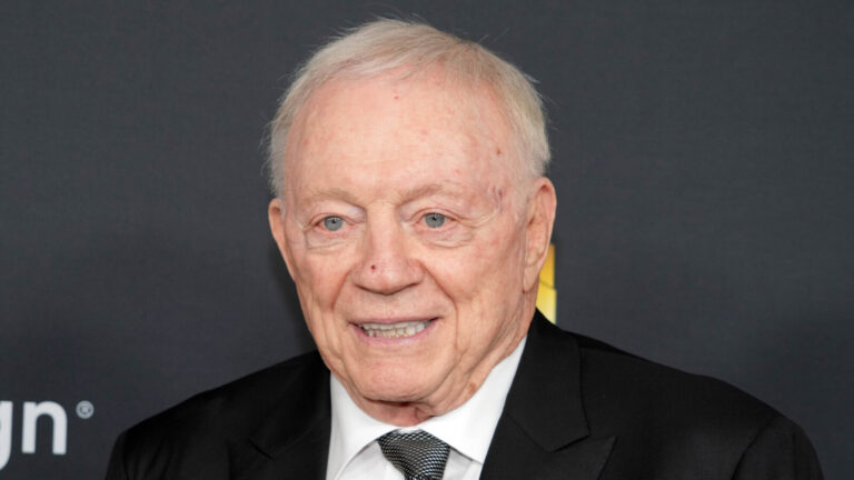 After 30 years, has Jerry Jones finally got the memo?