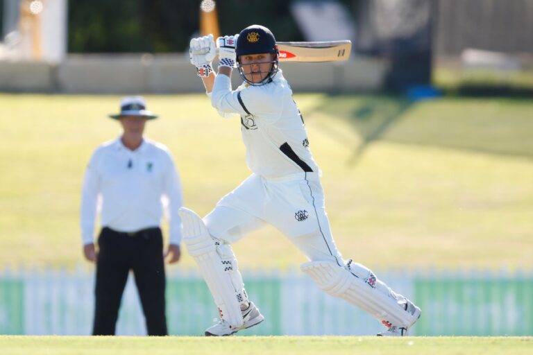 Connolly keeps WA in the contest despite Moody, Siddle's exploits