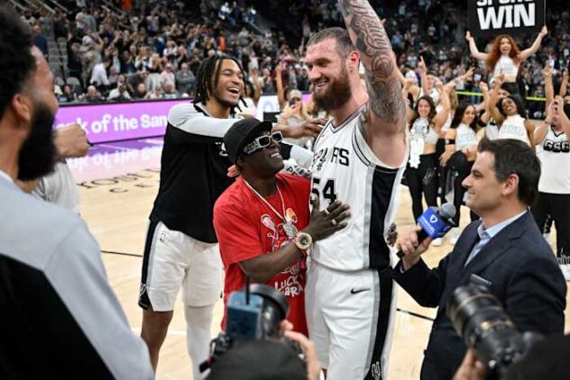 Flavor Flav supports San Antonio Spurs forward and friend Sandro ‘Mamu’ Mamukelashvili in career game