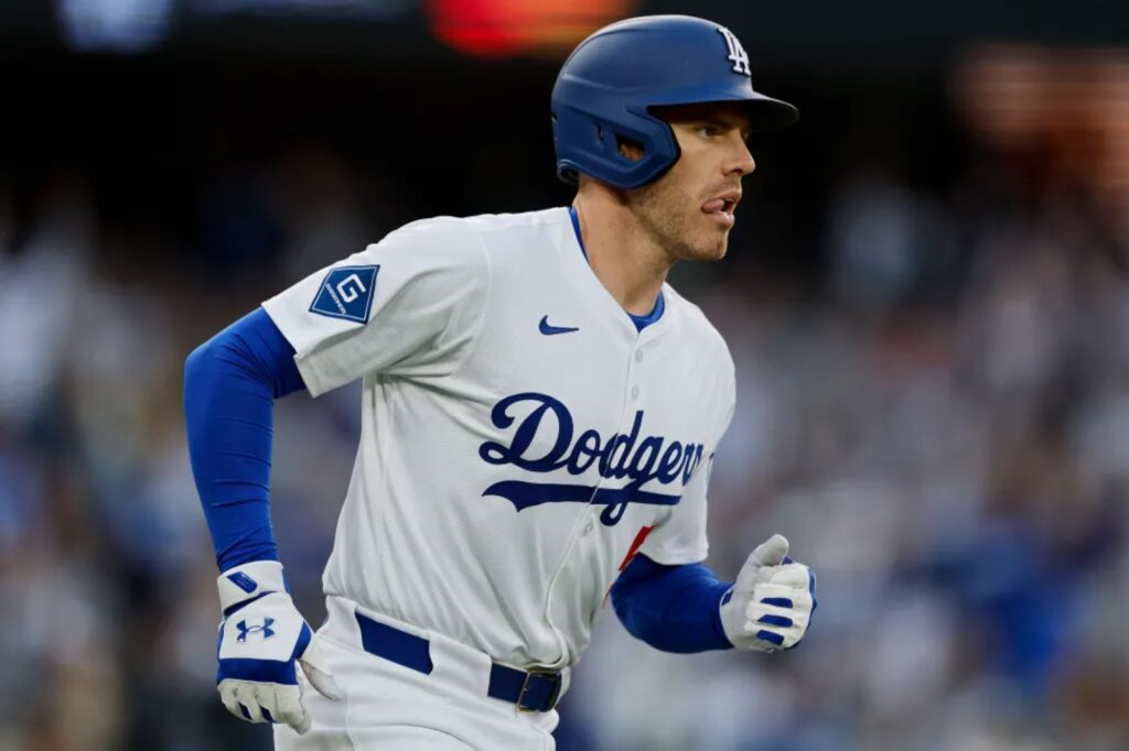 Freddie Freeman injured, out of Dodgers lineup after ‘little mishap entering the shower’