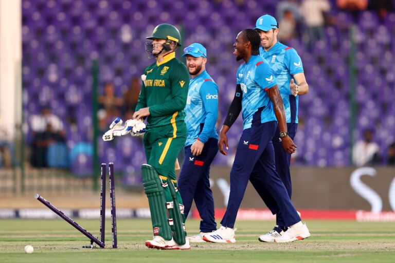 Jofra Archer a flicker of hope amid England's gloom