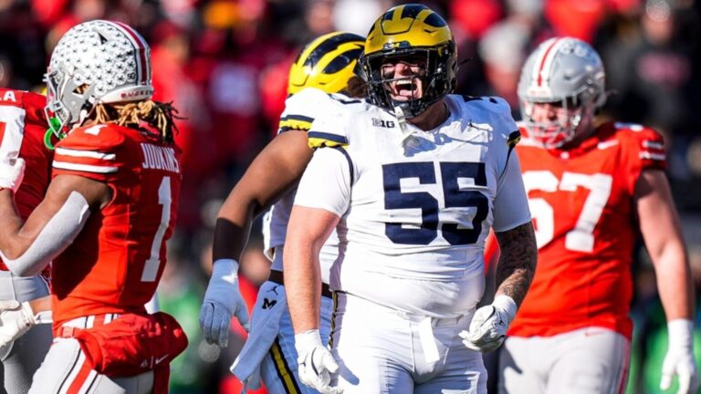 Latest A to Z Sports 3-round mock draft features Jacksonville Jaguars building in the trenches and adding an offensive weapon