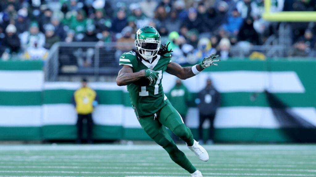 Los Angeles Rams should make a big splash and sign recently released superstar wide receiver to build around Matthew Stafford