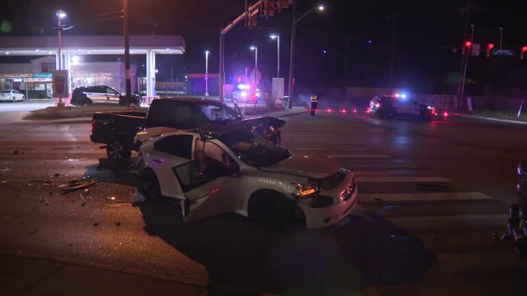 Man charged with intoxication assault after accident involving 5 vehicles on North Side, SAPD says