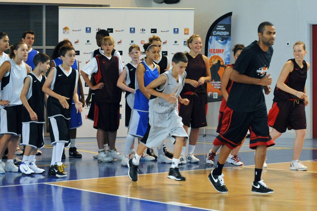 Open Thread: Spurs Spring Break basketball camps for your young baller