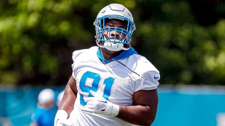 PFF identifies 'perfect free-agent fit' for 49ers