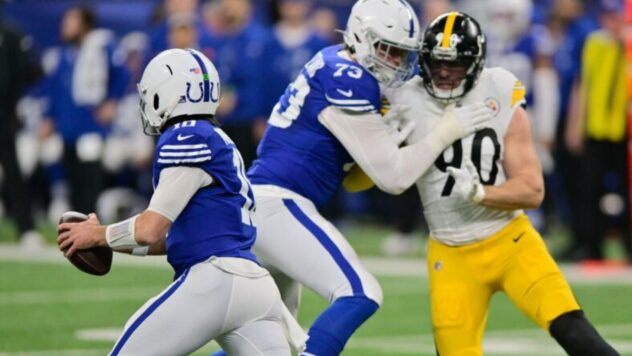 Raiders Release Veteran QB, Add to Underwhelming Free-Agent Pool