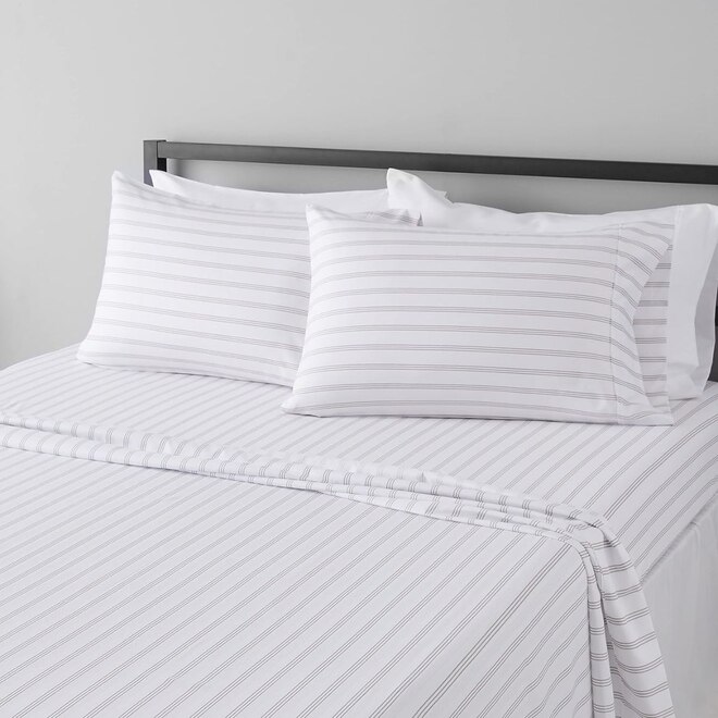 Shoppers Can't Get Enough of These $16.50 Amazon Bed Sheets