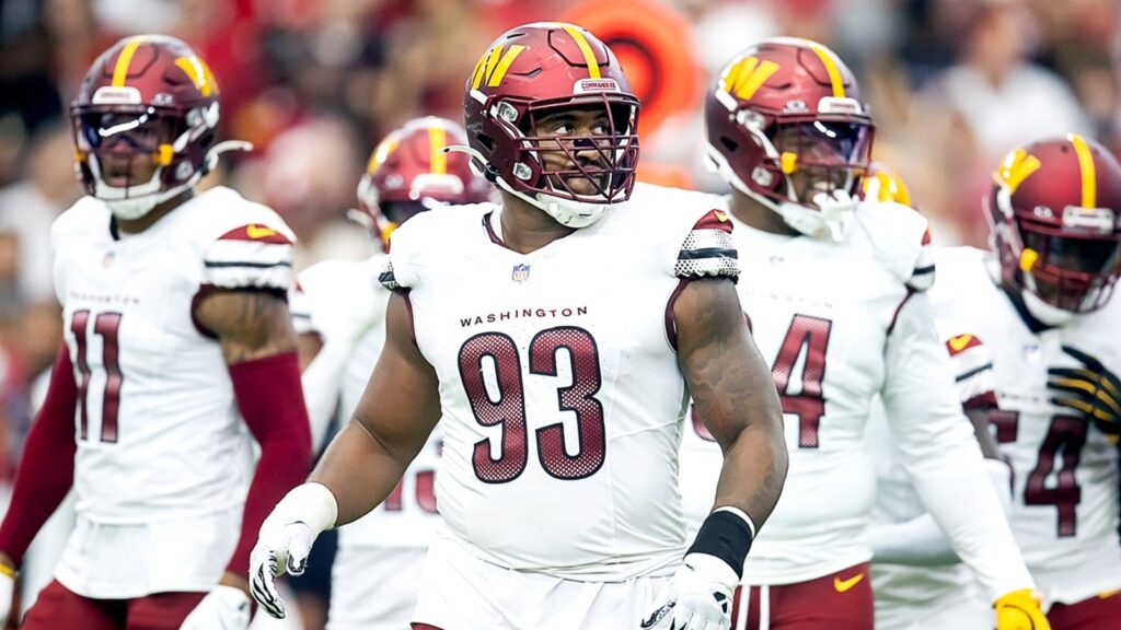 Should the 49ers pursue recently-released DT Jonathan Allen?