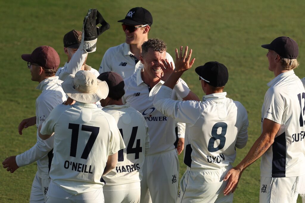 Siddle bows out of first-class cricket in style as WA go down in dramatic finish