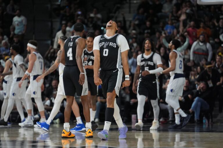Sitting courtside for Spurs vs. Mavericks – in VR