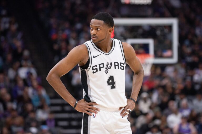 Spurs defeated by Kings in Fox’s return game as Castle continues to shine