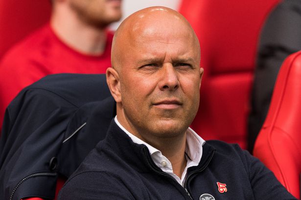 Arne Slot responds to 40 pundits being way off with Liverpool Premier League predictions