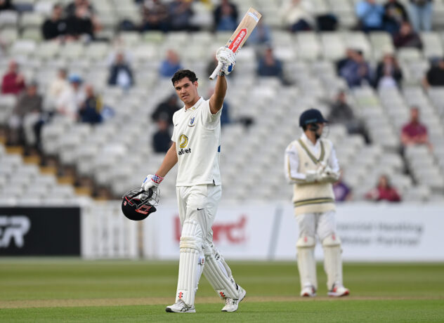 Clark, Simpson centuries drive Sussex into ascendancy