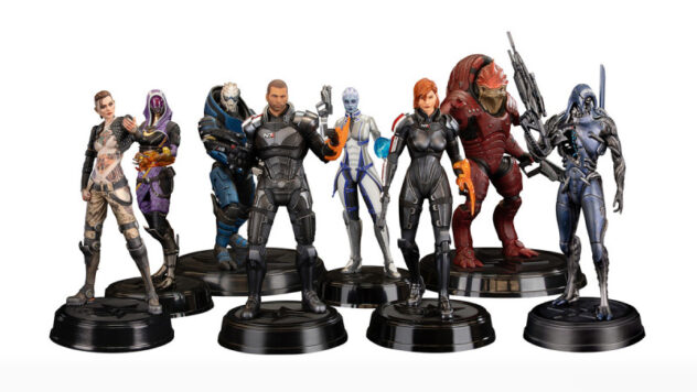 Exclusive – Dark Horse Reveals New Mass Effect Commander Shepard Statues
