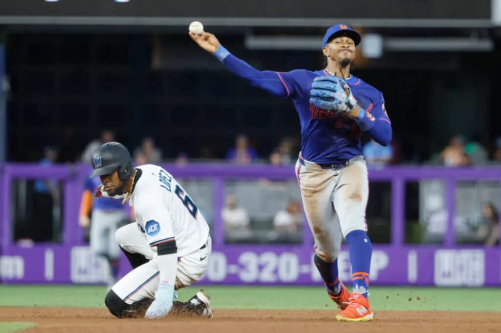 Francisco Lindor’s ‘very rare’ night in the field costs Mets in big way: ‘Doesn’t feel good’