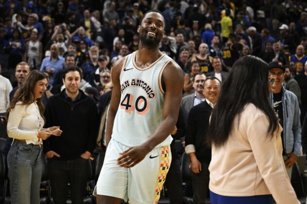 Harrison Barnes’ game winner vs. Warriors gets three stars on the Horry Scale