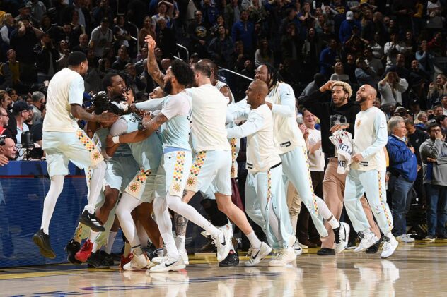 Highlights: Harrison Barnes sinks Warriors at the buzzer to cap off 20-point night