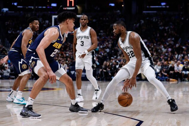 Highlights: Late season Spurs feel the need for speed in win over the Nuggets