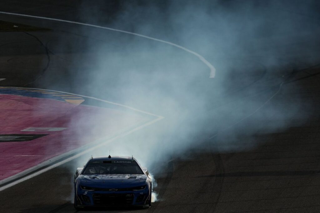 How robots are helping teams like Hendrick Motorsports make better, faster race cars