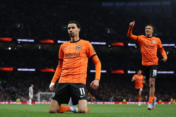 Hugo Ekitike sends Arsenal and Chelsea clear transfer message with Premier League statement