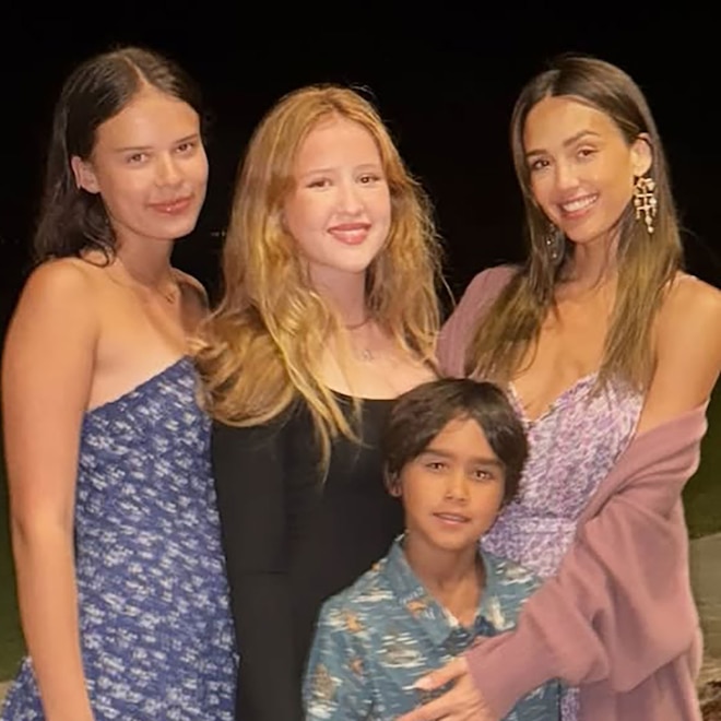 Jessica Alba and Her 3 Kids Enjoy a Vacation Amid Cash Warren Divorce