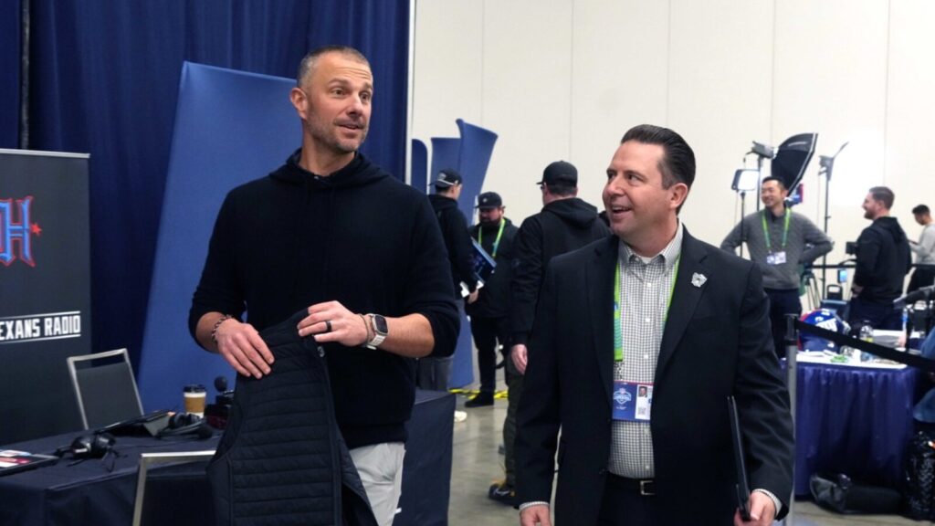 Las Vegas Raiders decide to bring a handful of players back from the 2024 season