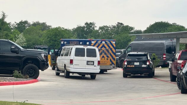 Man arrested after waving assault-style rifle during mental health call, Cibolo police say