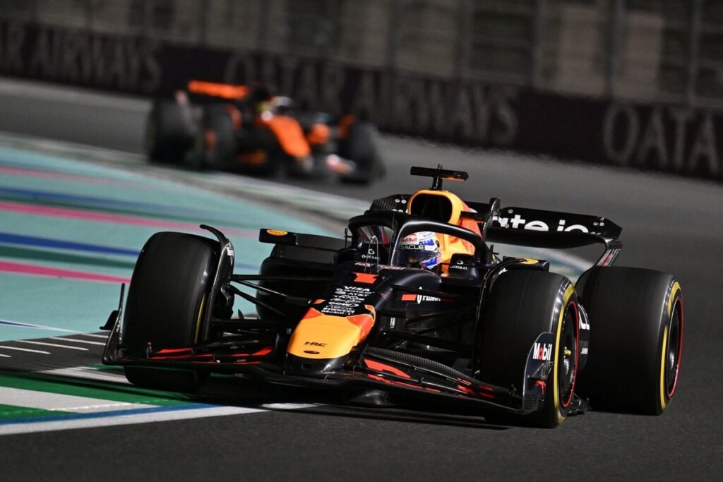 “Max was the quickest” in Jeddah, Lando Norris claims – with Oscar Piastri wary too