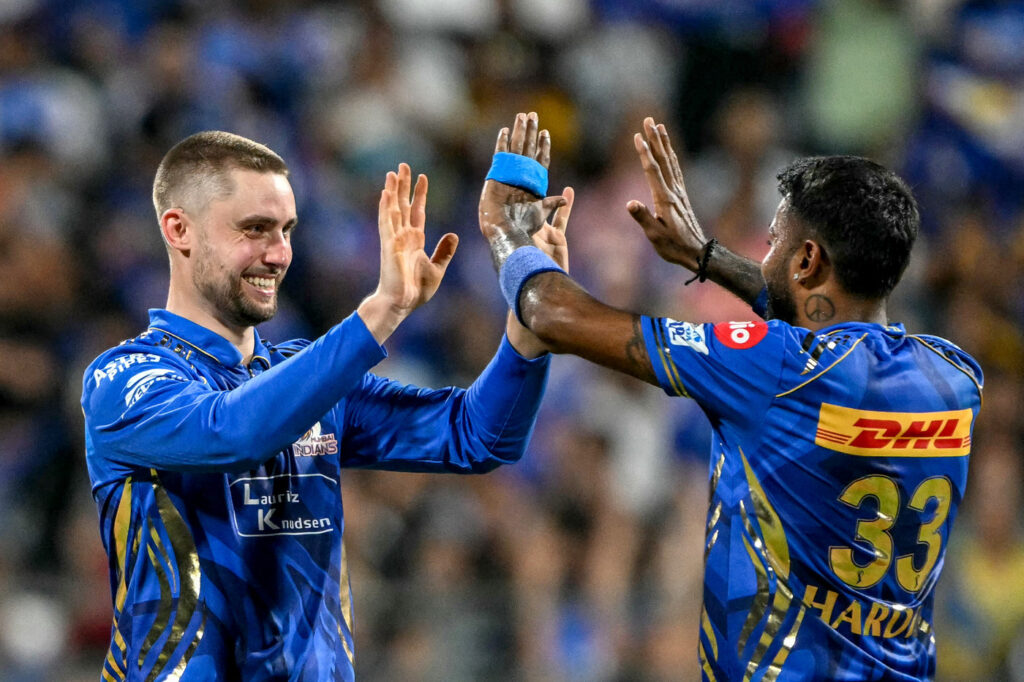 MI's bowling tricks on slow pitch get them second straight win