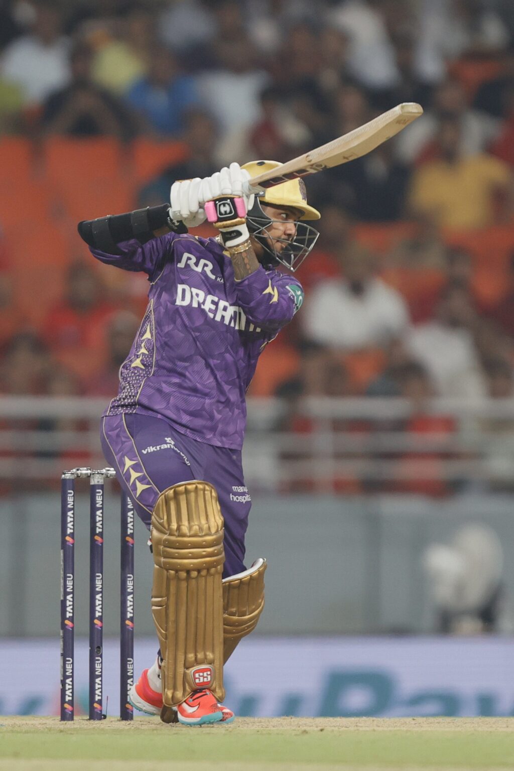 Narine and Nortje's bats fail the gauge test in PBKS vs KKR game