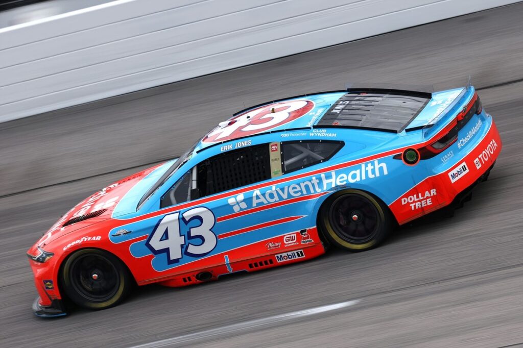 Restraining order slapped on Rick Ware Racing in dispute over $45 million charter deal