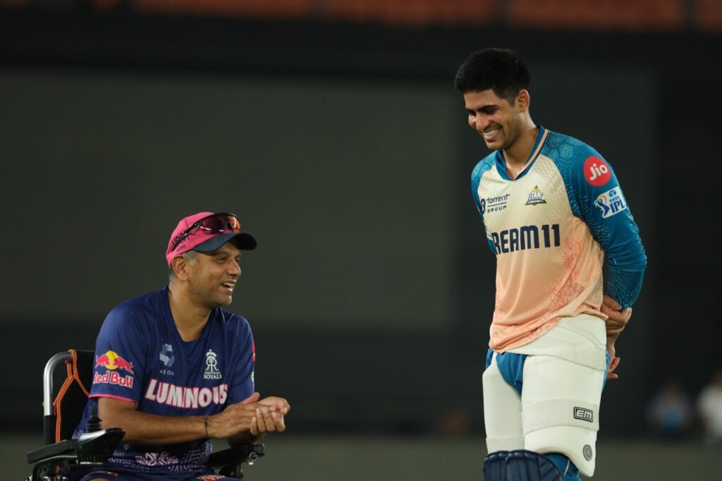 RR opt to chase; Rutherford misses out for GT