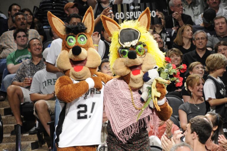 Open Thread: Happy Mother’s Day, Pounders