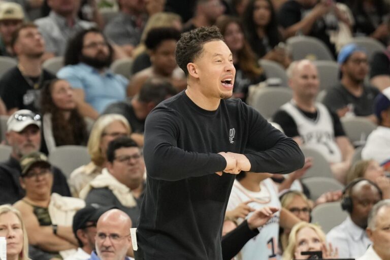 Spurs hire Mitch Johnson as head coach