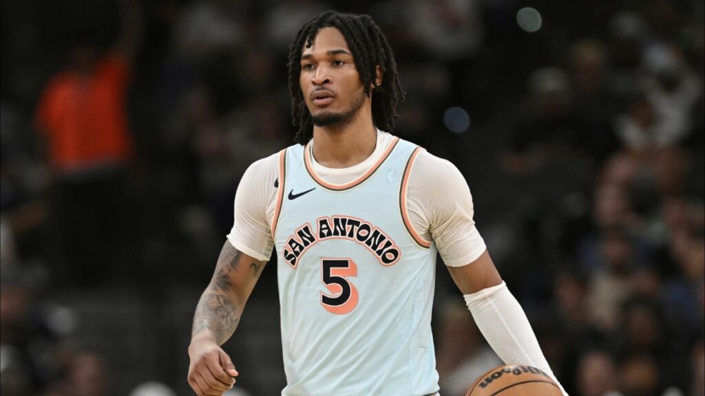Spurs’ Stephon Castle named 2024-25 NBA Rookie of the Year