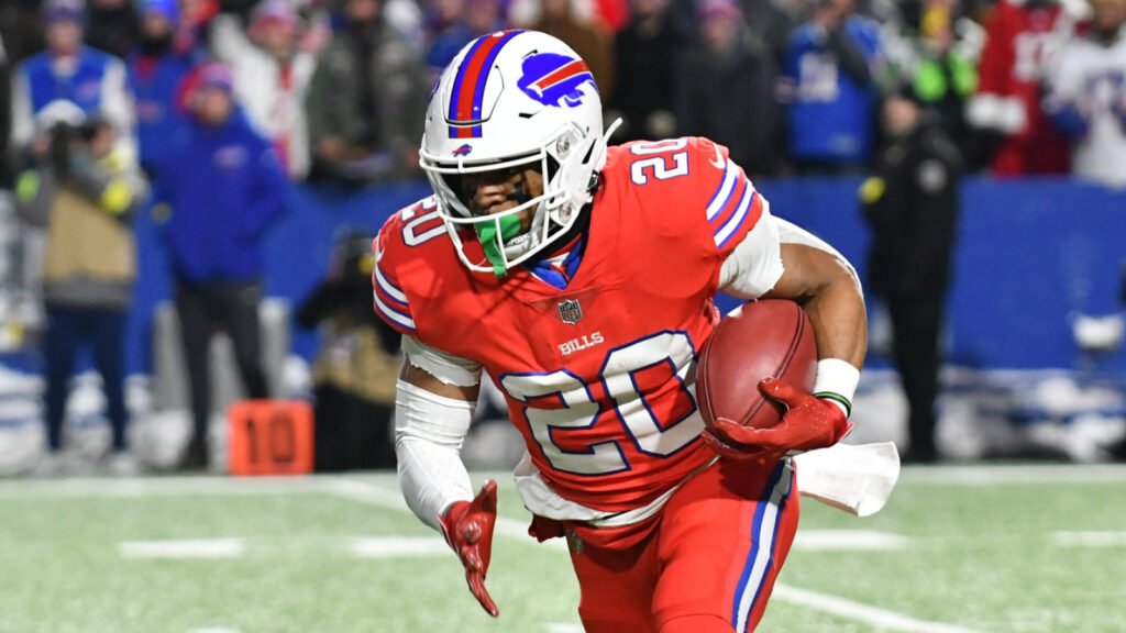 Texans continue looking for help in RB room