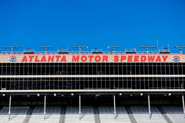 Atlanta Motor Speedway changes name to EchoPark Speedway