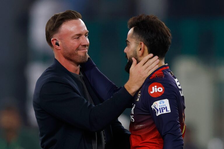 'They deserve it as much as I do' - Kohli shares IPL title with de Villiers and Gayle