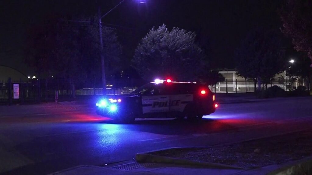 1 hospitalized in critical condition after shooting on Southwest Side, SAPD says