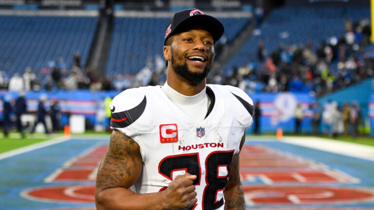 10 Overvalued or Undervalued players in fantasy football entering training camp