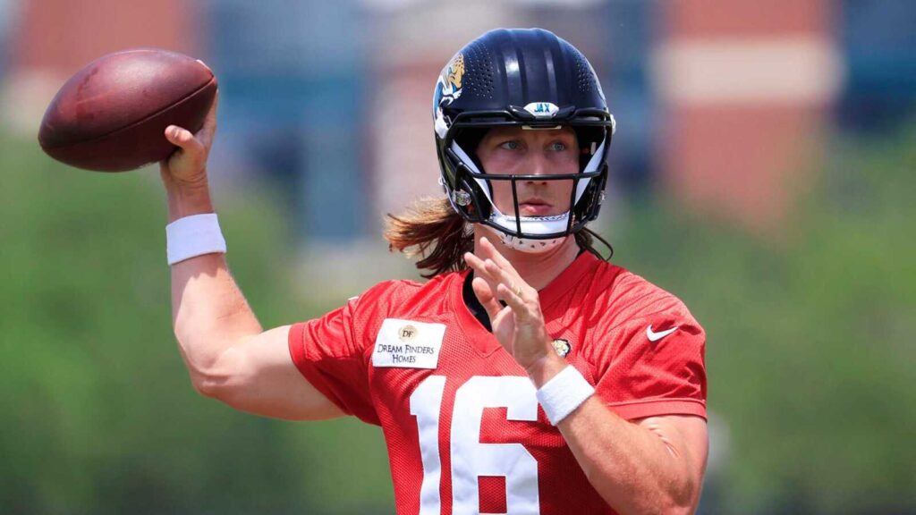 AFC Notes: Trevor Lawrence, Liam Coen, Daniel Jones, Colts, Jaguars, Titans