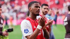 Chelsea agree deal for Ajax defender Hato