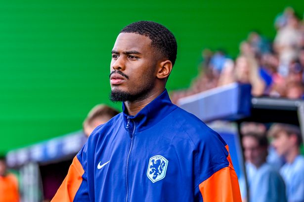 Chelsea receive Jorrel Hato transfer demand as Ajax make stance clear