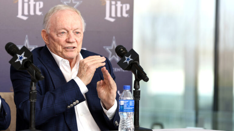 Dallas Cowboys Linked to Big Free Agency Move Before 2025 NFL Season