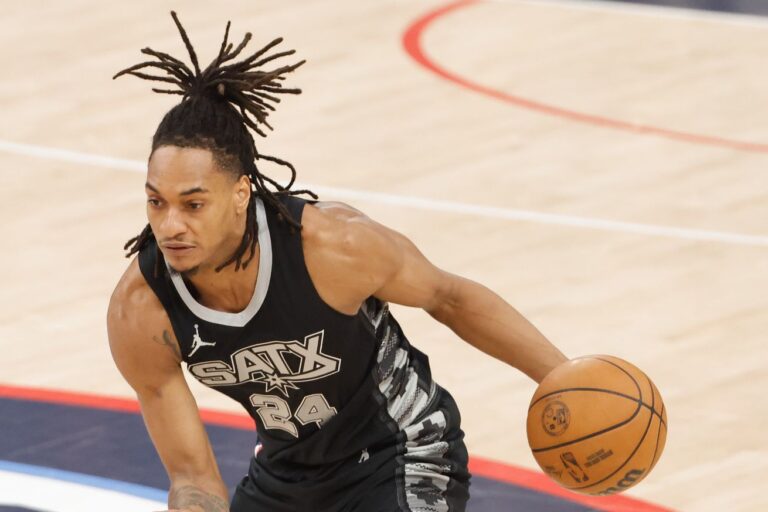 Devin Vassell to host Peachtree Ridge basketball camp