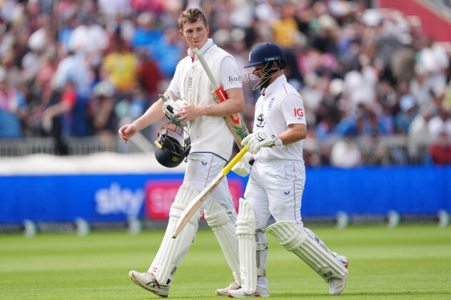 Duckett, Crawley flatten India on day headlined by Pant's bravery