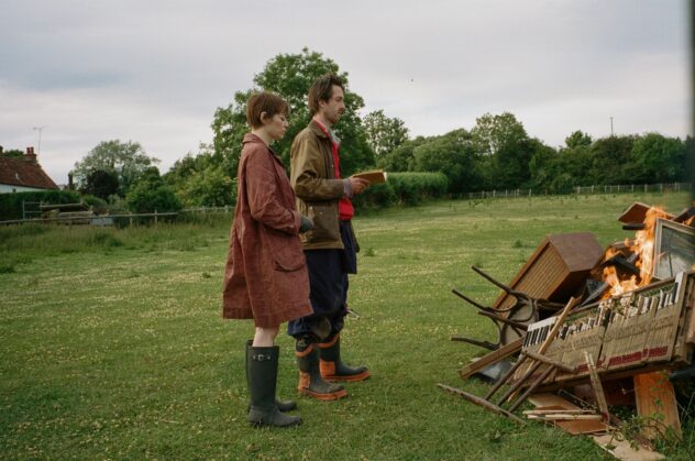 Emma Stone Stars With Jerskin Fendrix in New Video Directed by Yorgos Lanthimos: Watch