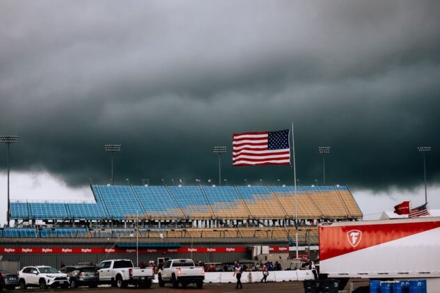 IndyCar cancels Friday practice at Iowa Speedway after tornado warnings