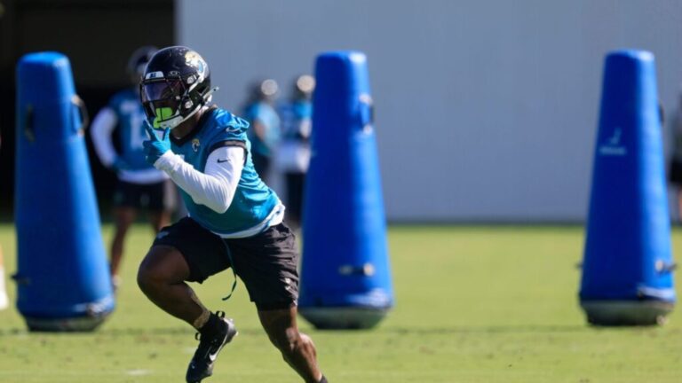 Jaguars Urged to Trade Former First-Round Pick